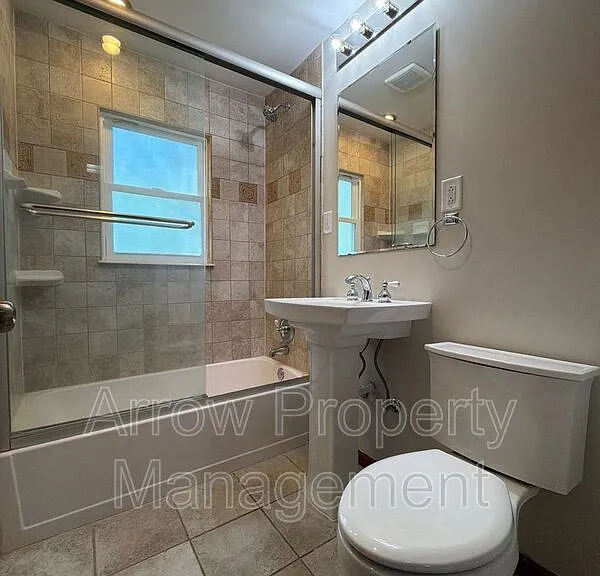 5121 Pioneers Blvd — Photo 16