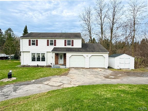 2nd image of 2955 Graffenburg Rd