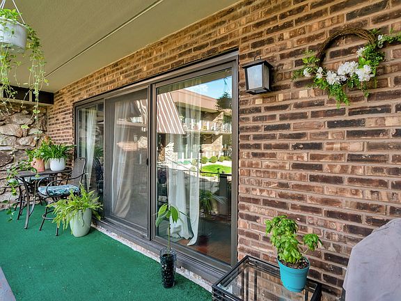3rd image of 11121 Ogorman Dr #2-1F
