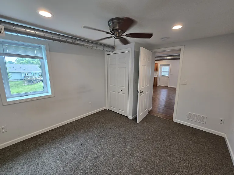 904 W Welsh St #A — Photo 7