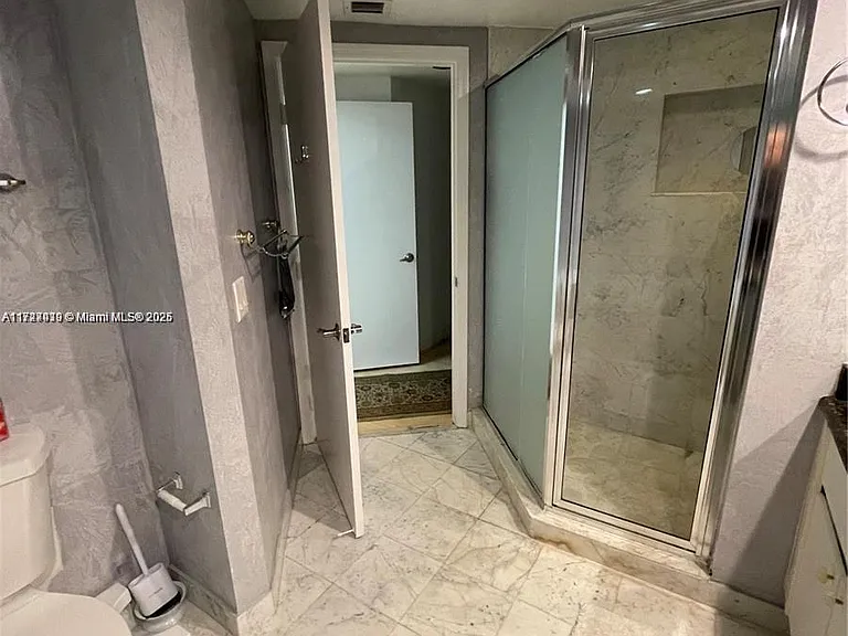 16400 Collins Ave #9 — Photo 23