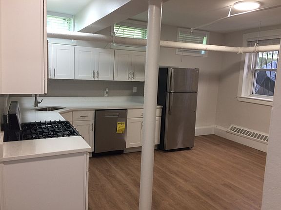 3rd image of 175 Hemenway St #B1