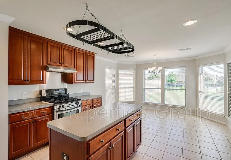 5208 Brookside Dr — Photo 11