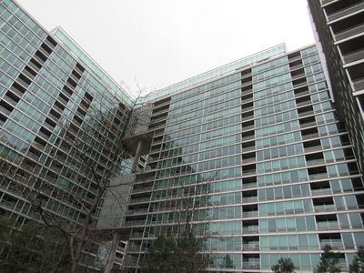 9725 Woods Dr Unit 1017, Skokie, IL, 60077