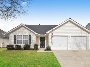 42 Waters Edge Way, Fayetteville, GA 30215
