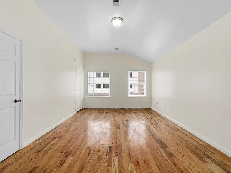 45 Orient Ave #2 — Photo 5