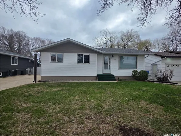 1841 Gibbs ROAD, Estevan, SK S4A 1Y1