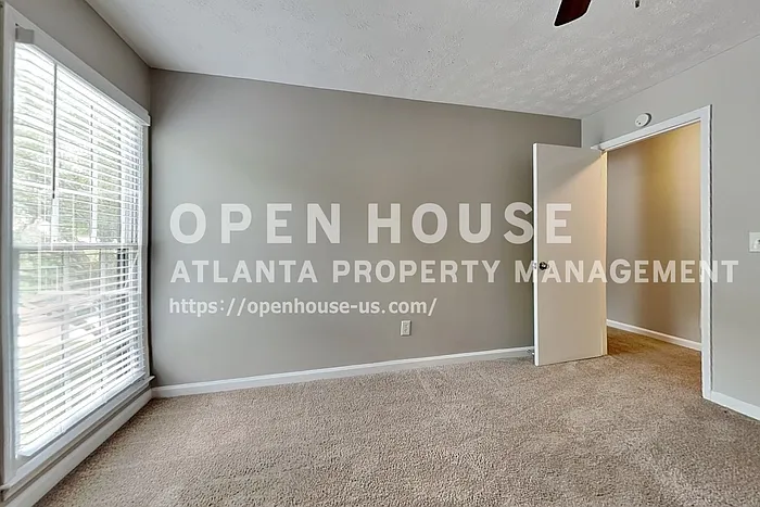 3111 Fife Way — Photo 14