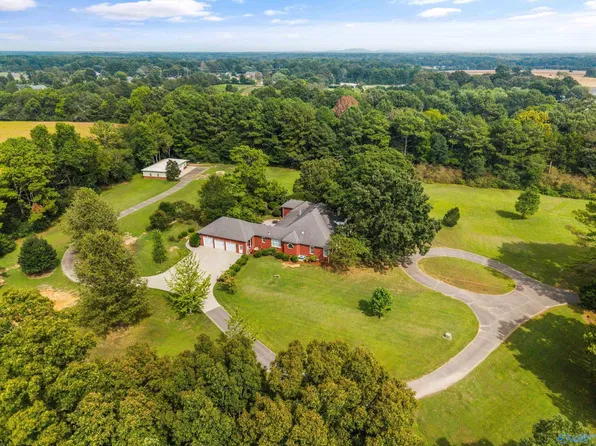23173 Nick Davis Rd, Athens, AL 35613