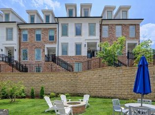 521 Burton Dr, Alpharetta, GA 30009