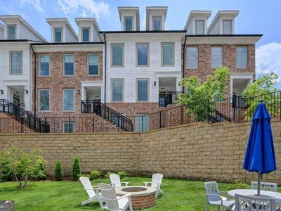 521 Burton Dr, Alpharetta, GA, 30009
