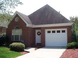 185 Steeplechase Ct, Pell City, AL 35128