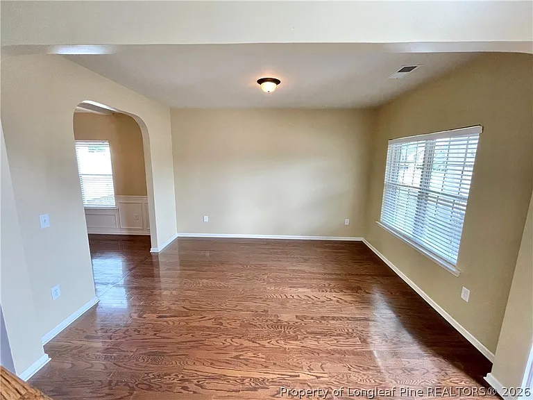 642 Regimental Dr — Photo 4