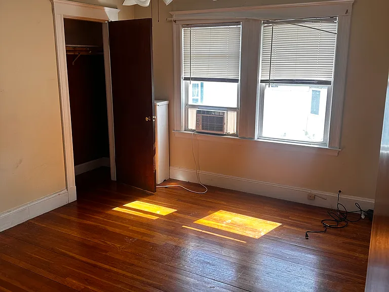 11 S Central Ave #4 — Photo 7