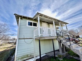 531 1/2 W 9th St APT E, Ada, OK 74820