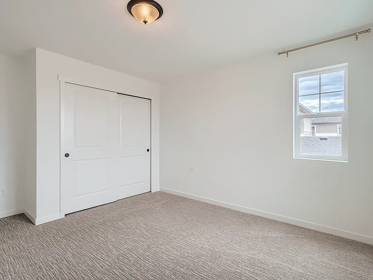5850 Spring Breeze Dr — Photo 9