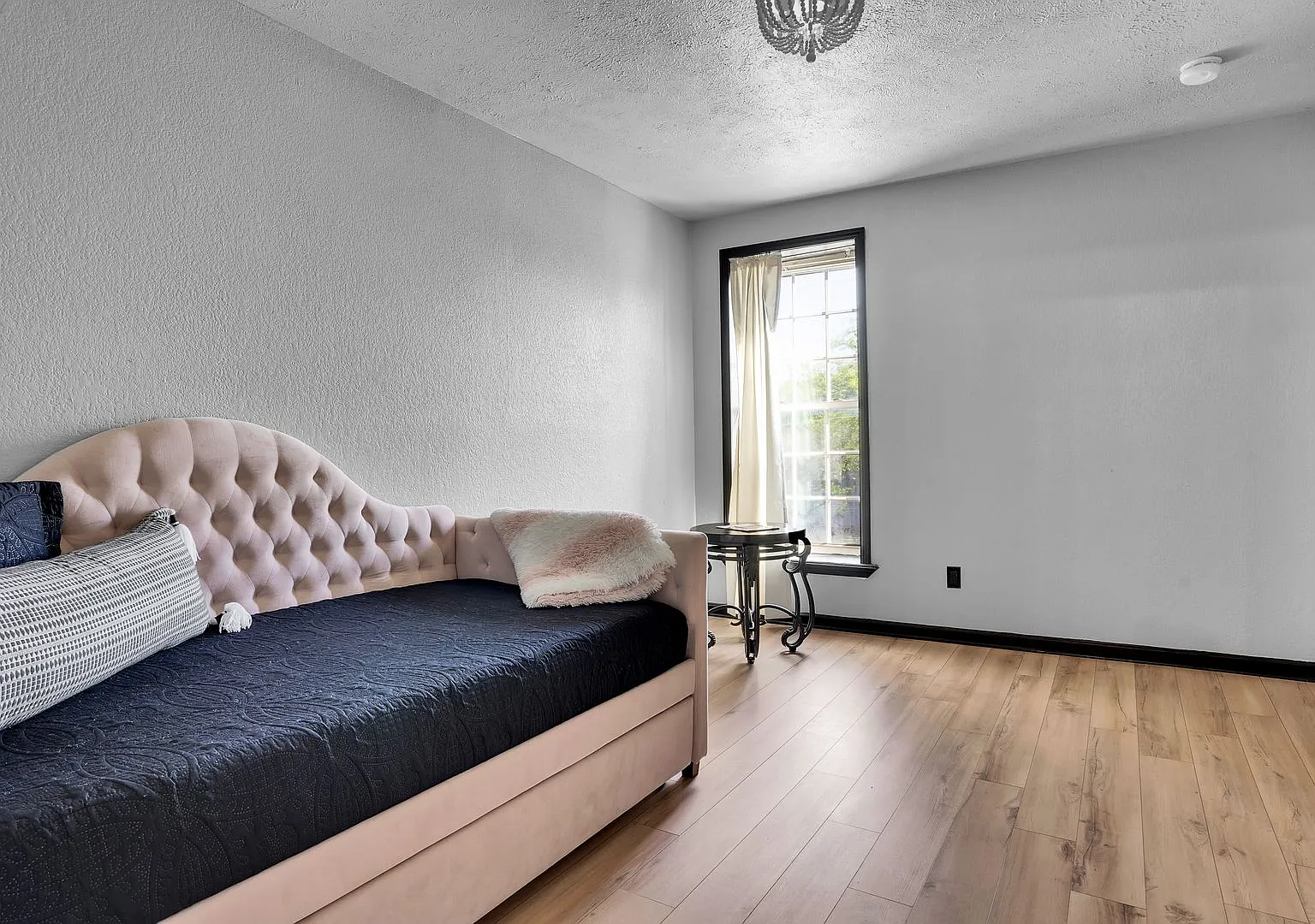 Su Casa 19 2nd St — Photo 3