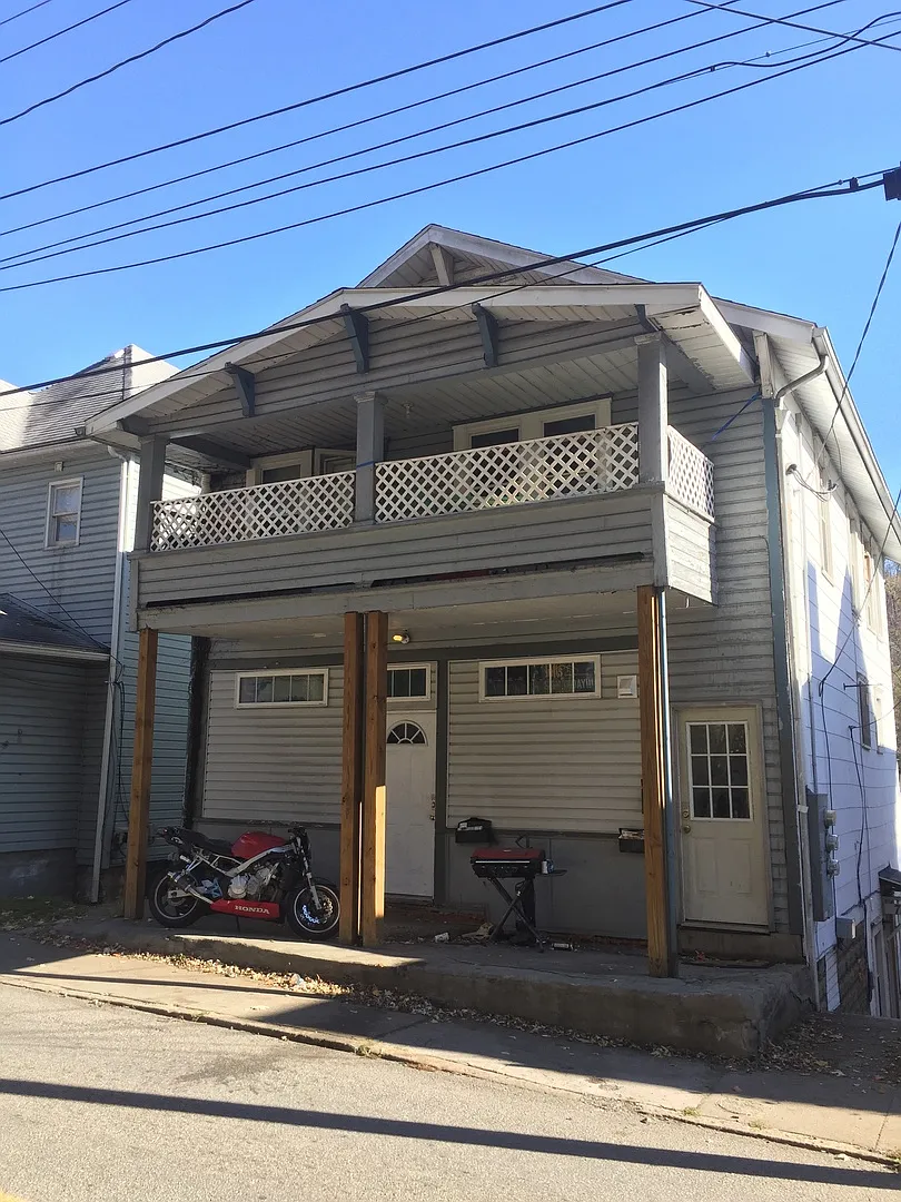 738 Willey St. — Photo 1