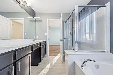 1815 Hyland Green Dr — Photo 21