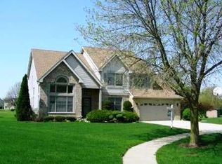 1102 Fieldstone Ct, Bartlett, IL 60103