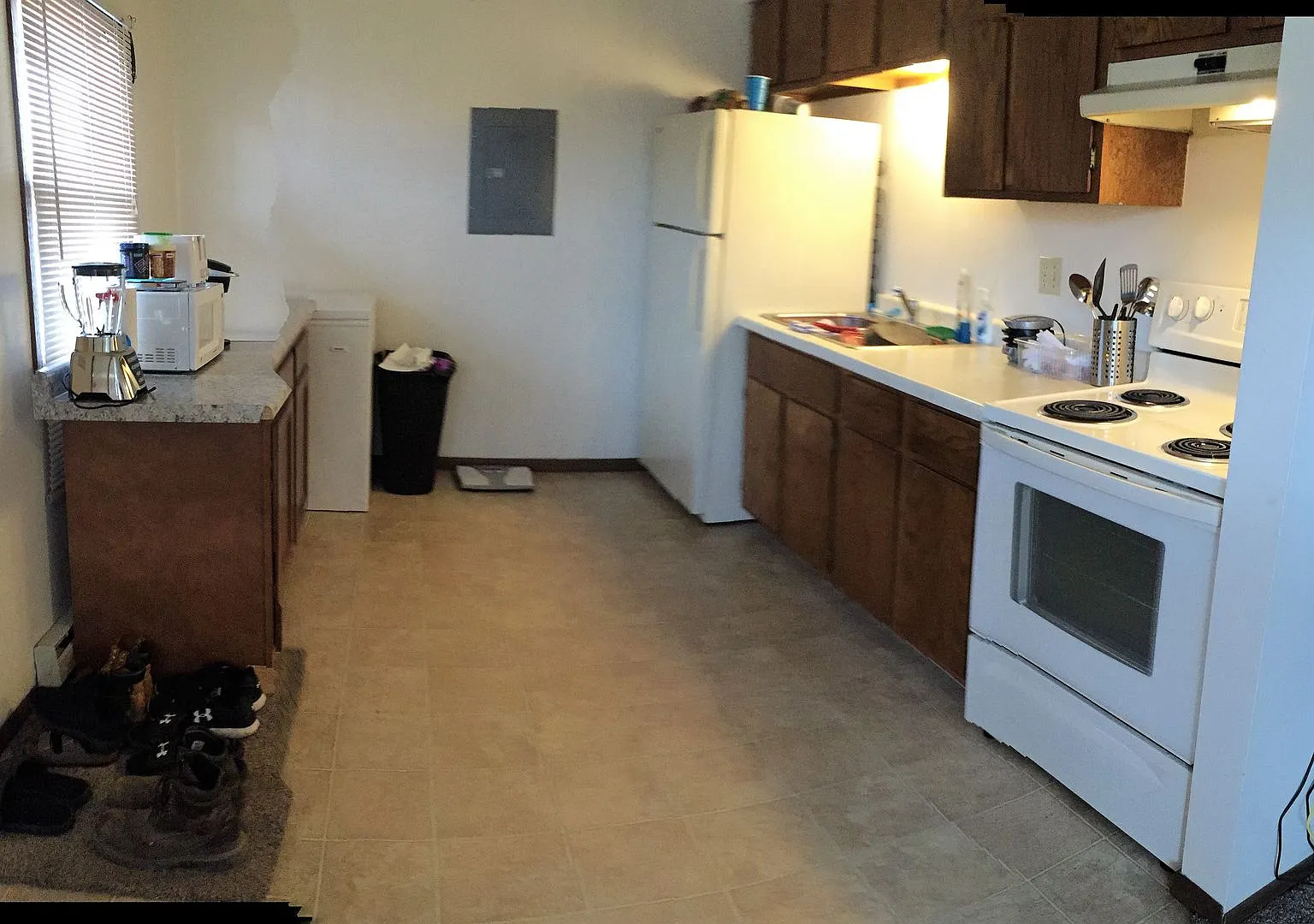 2320 Sessions — Photo 3