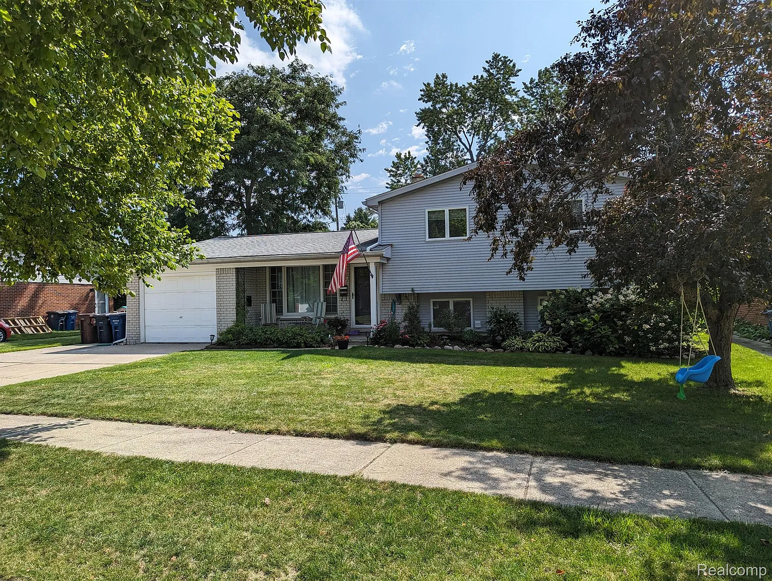 2669 Yost Blvd photo 1