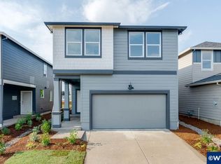 332 Greencrest St NE, Salem, OR 97301