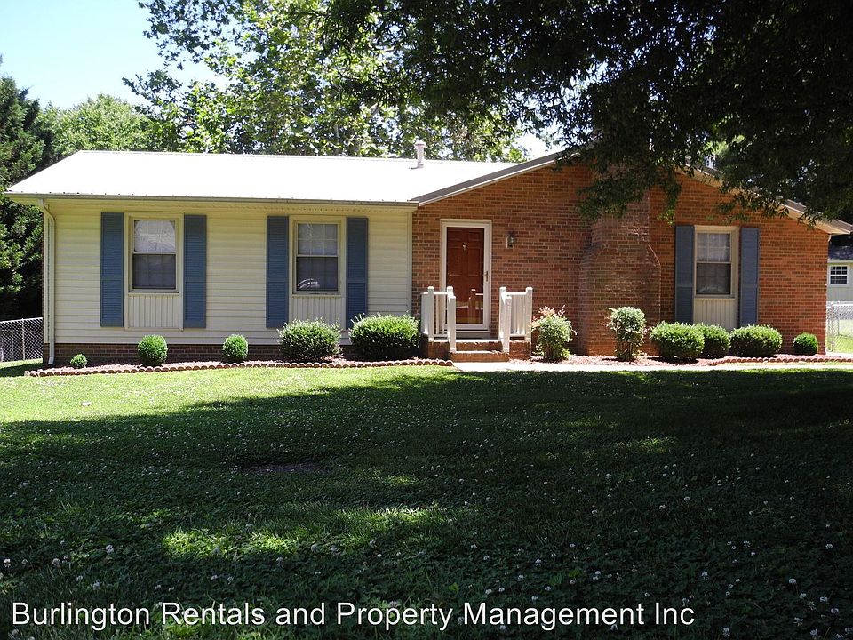 1st image of 409 Westminster Dr
