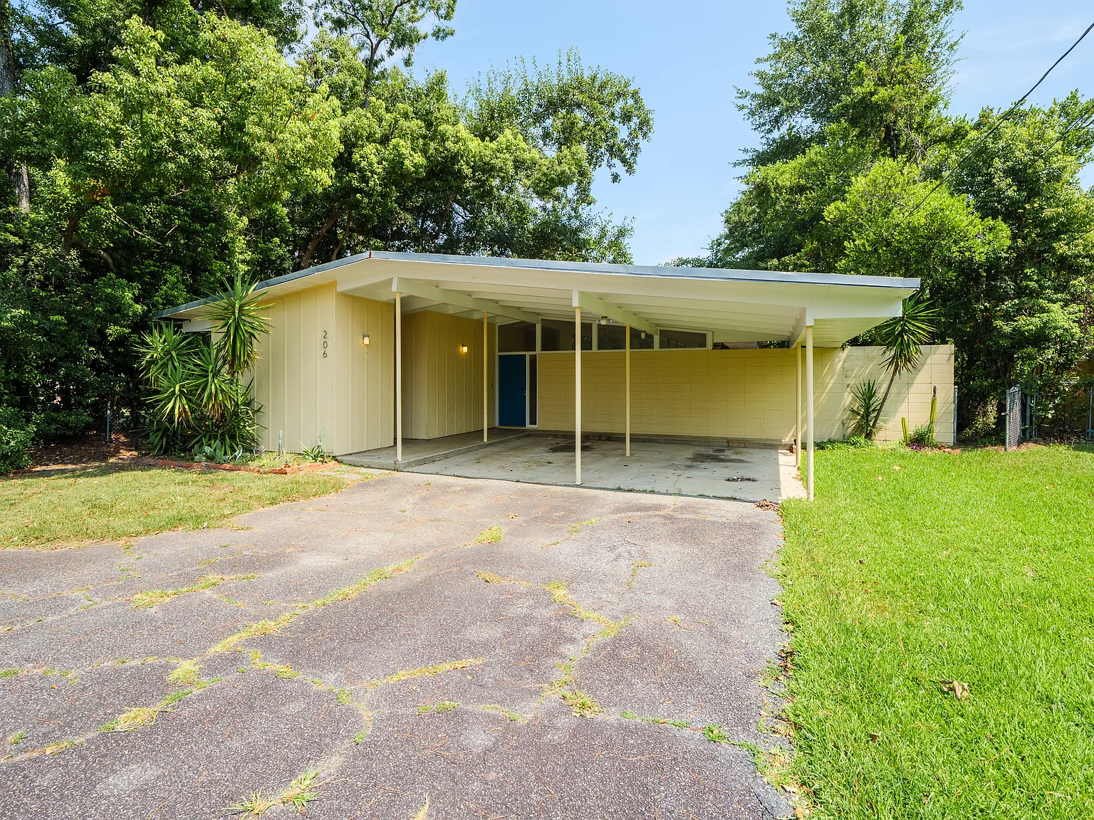4 bed, 1793 sqft, $1,800 — Photo 3