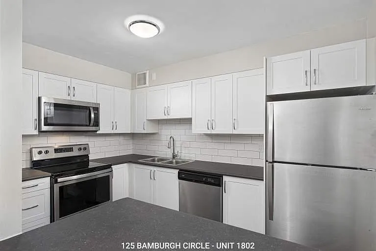 125 Bamburgh Cir — Photo 15