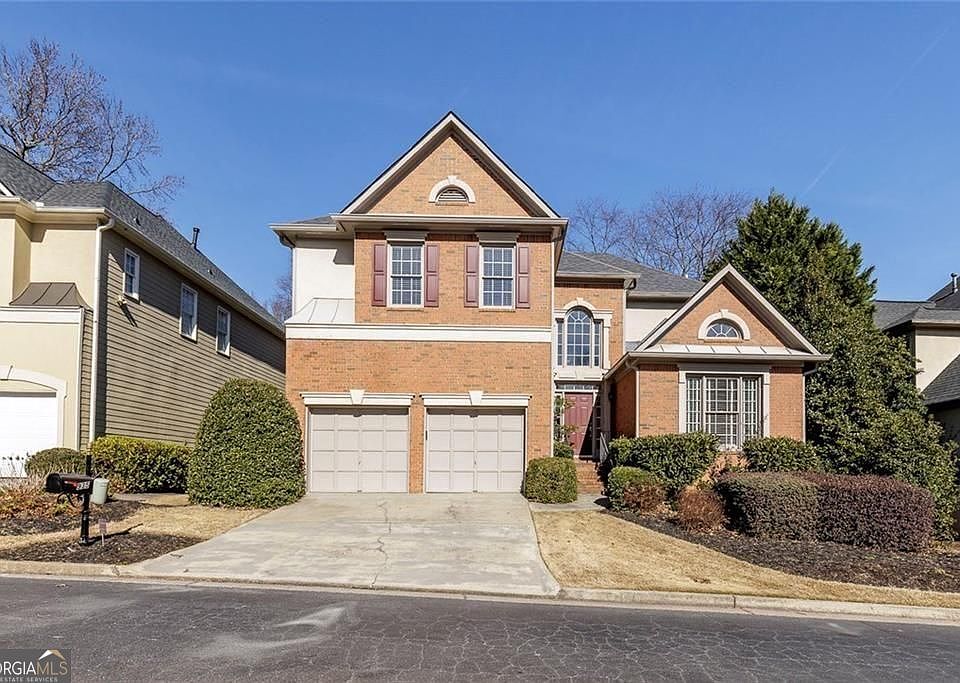 1st image of 935 Lancaster Way