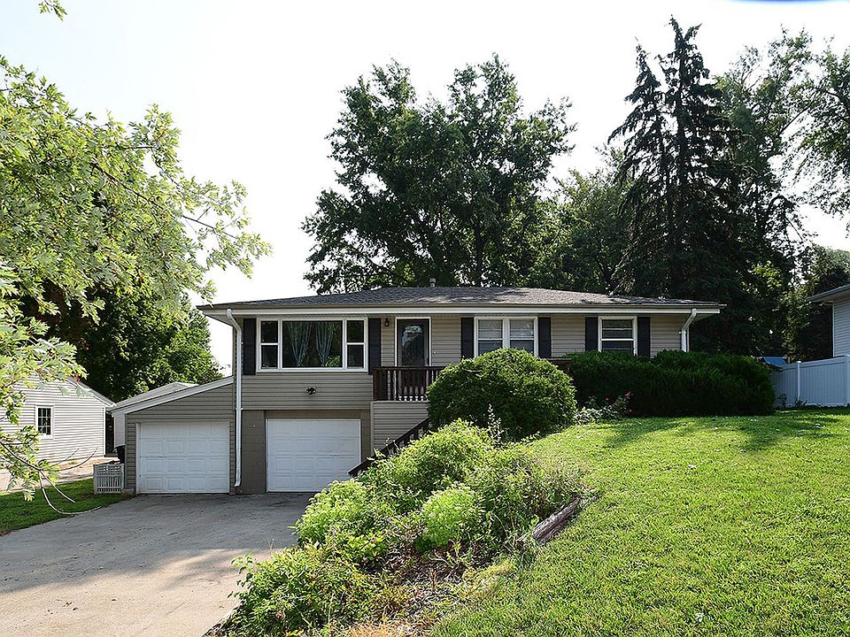 1st image of 1213 N 89th St