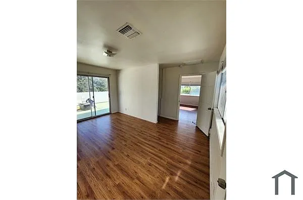 Building Photo - 4451 Stansbury Ave