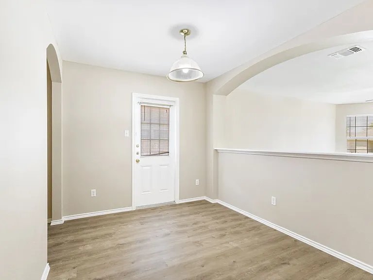 10622 N Shaenridge — Photo 11