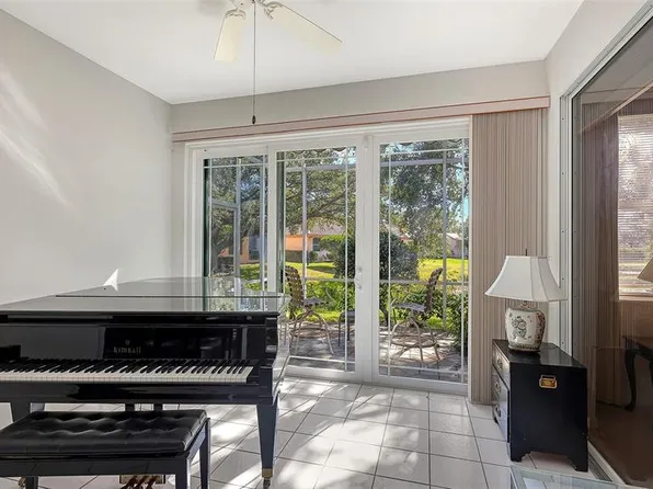 3744 Castellon Ct, Sarasota, FL 34238