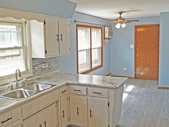 2nd image of 5972 S Archer Ave #2