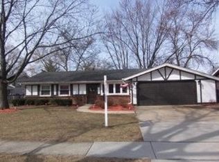 610 S Springinsguth Rd, Schaumburg, IL 60193