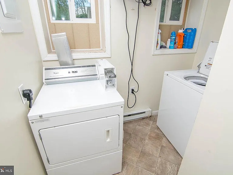 30 Country Aire Ln #3 — Photo 5