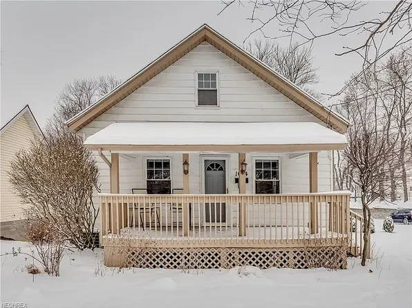 1694 Williams St, Cuyahoga Falls, OH 44221