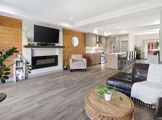 Sunterra Townhomes, Langford, BC V9B 3G2