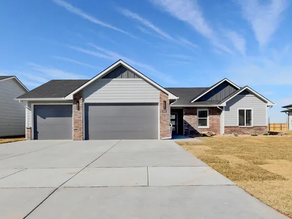 596 W Long Path Ct, Goddard, KS 67052