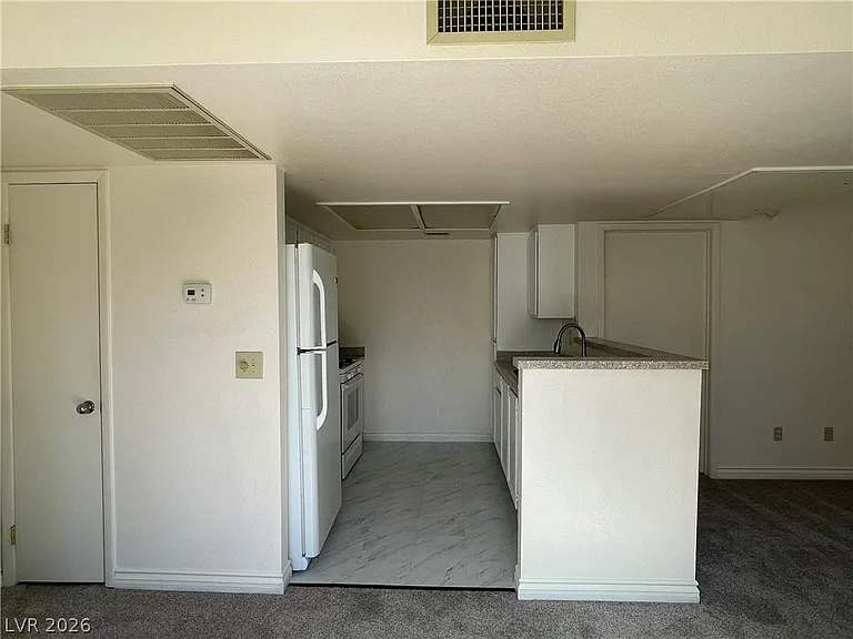 8070 W Russell Rd #2109 — Photo 10