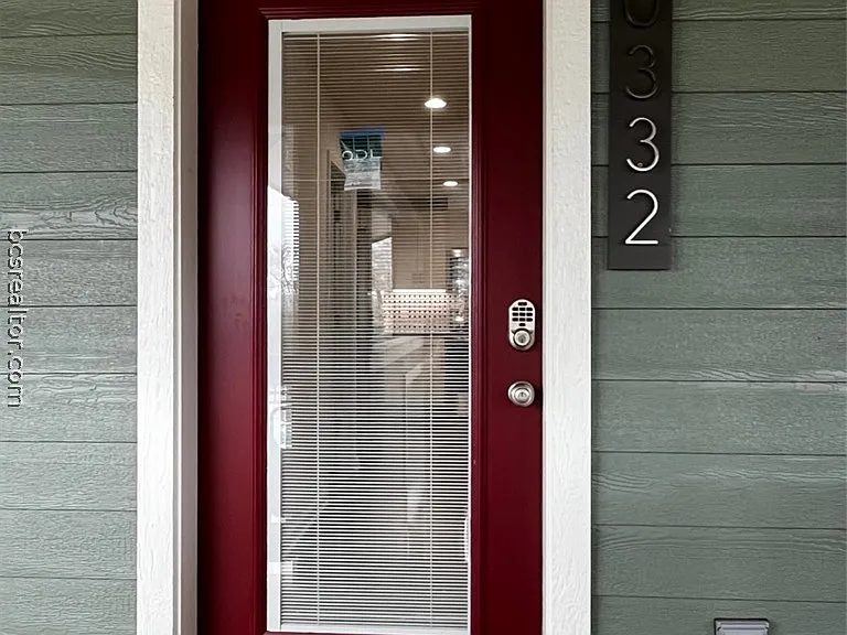 10332 N Dowling Rd — Photo 1