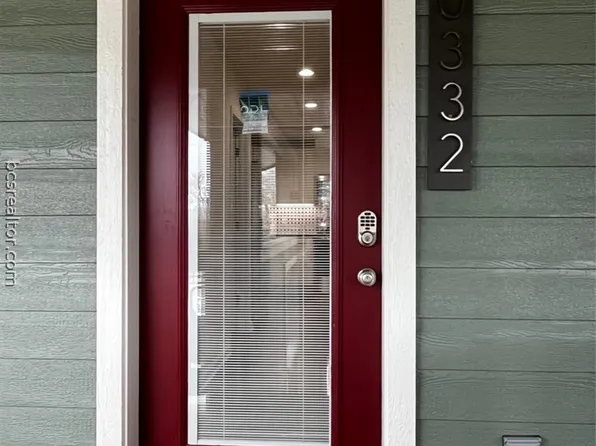 10332 N Dowling Rd, College Station, TX 77845