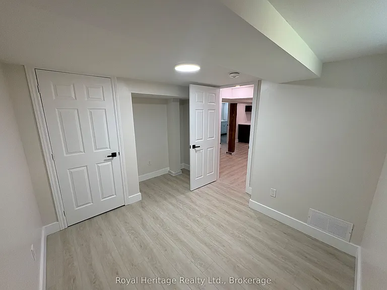 499 Braidwood Ave #BASEMENT — Photo 13