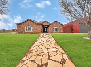 201 Ranch Rd, Elk City, OK 73644