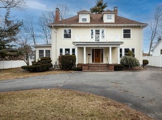 231 Lagrange St, West Roxbury, MA 02132