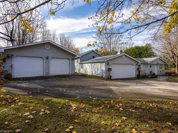 202 North St, Grey Highlands, ON N0C 1E0