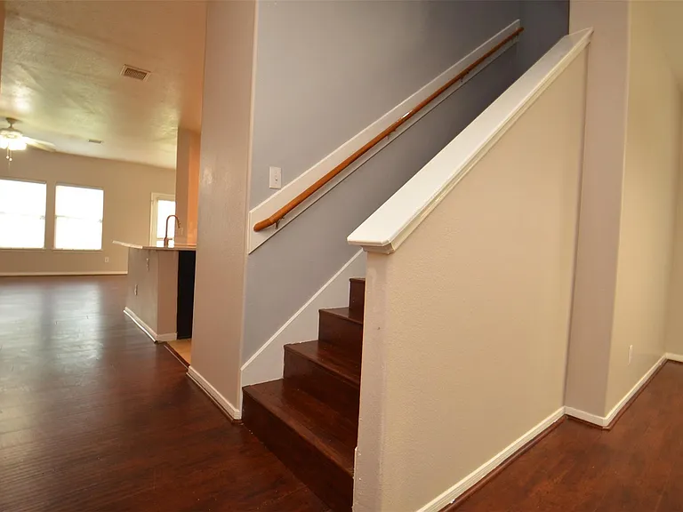 2707 Roaring Oaks Ln — Photo 17