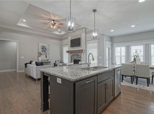 4708 NE Pocono Cir, Lees Summit, MO 64064